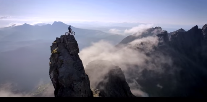 LAS FRONTERAS DEL DEPORTE